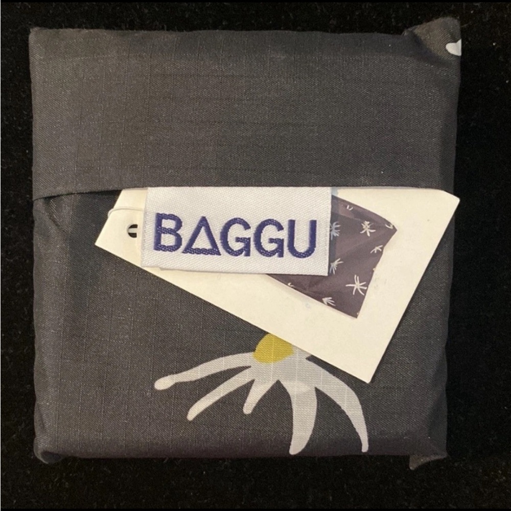 NWT BAGGU BLACK DAISY Baby Reusable Bag